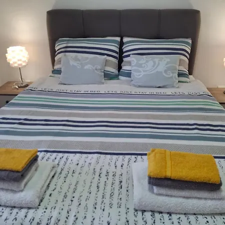 Mirela Appartamento Vrh (Krk)