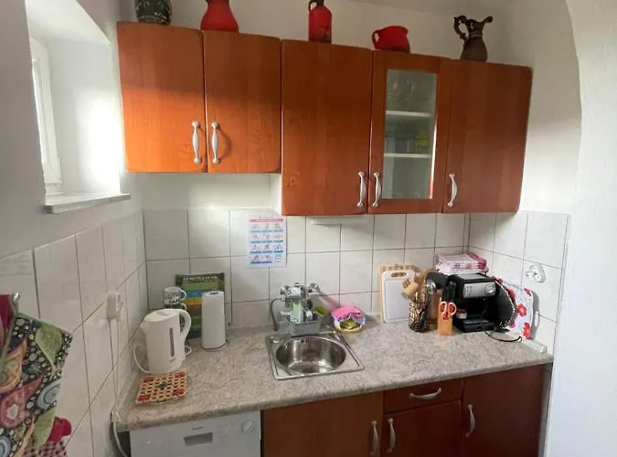 Mirela Daire Vrh (Krk)