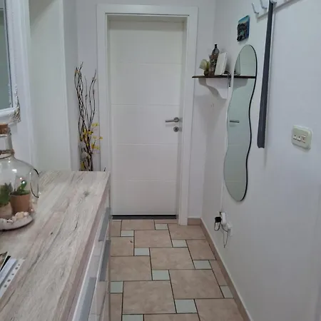 Mirela Apartmán *