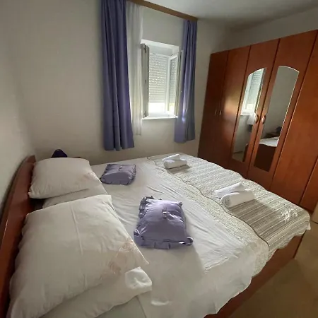 Mirela Apartment